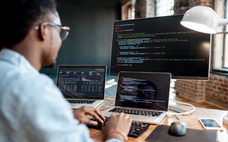 Programação orientada a eventos exemplos